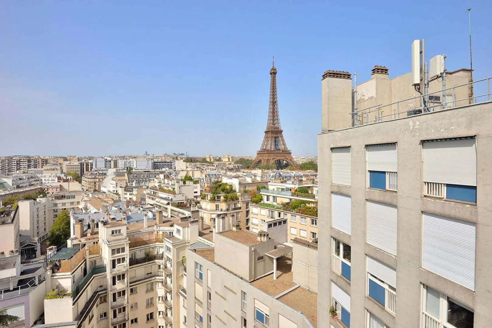 The Eiffel Tower Residence - A Luxurious Apartment With Breathtaking Views Of The Eiffel Tower Parigi